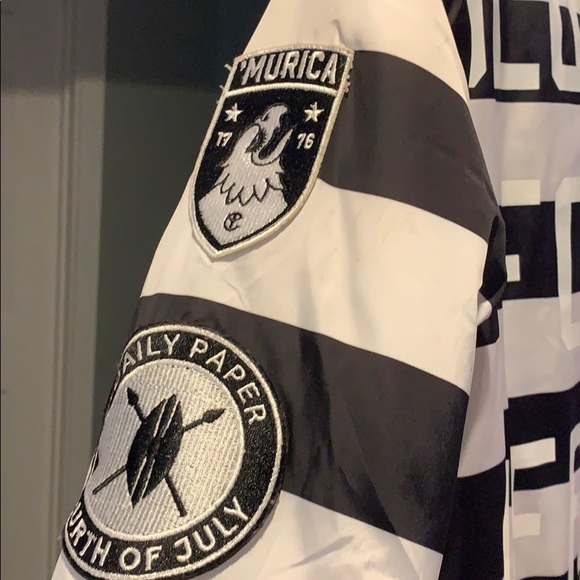 Limited edition yellow claw bomber jacket NEW - Picture 6 of 6